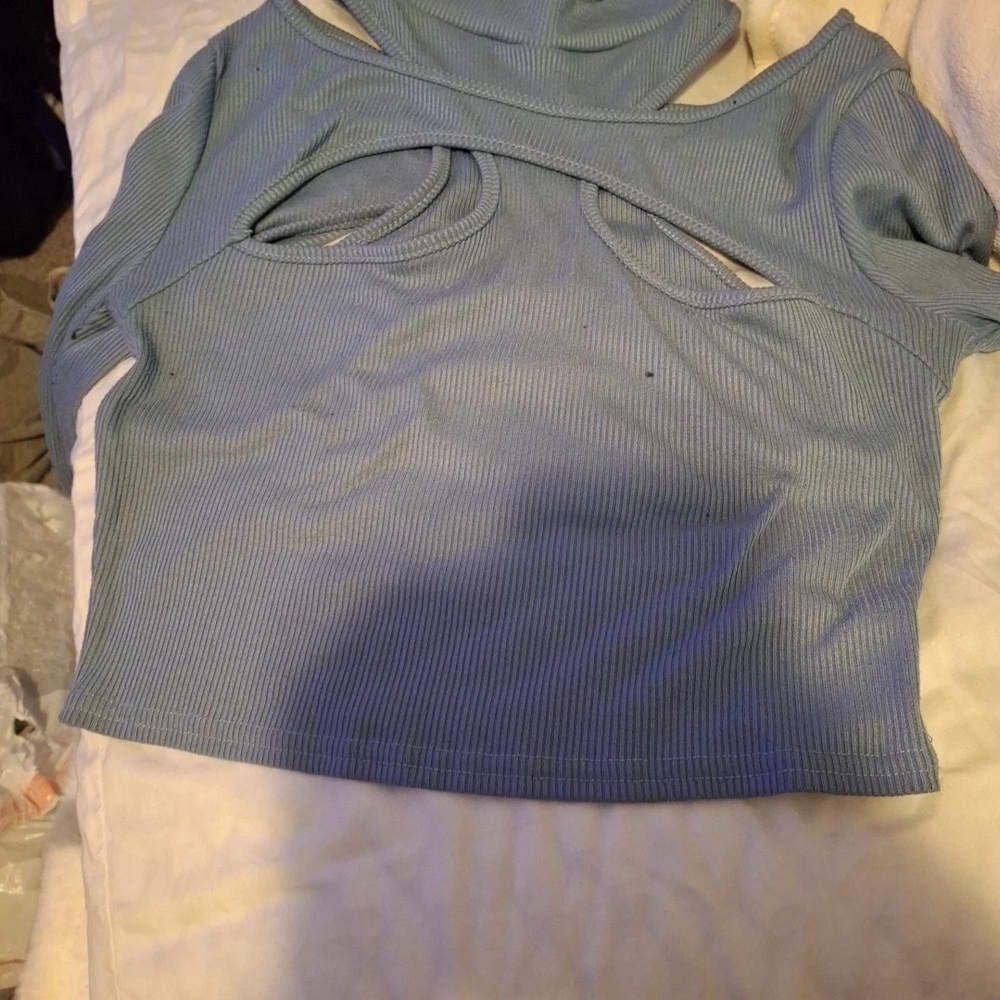 Ribbed Cutout Crop Top in Light Blue
